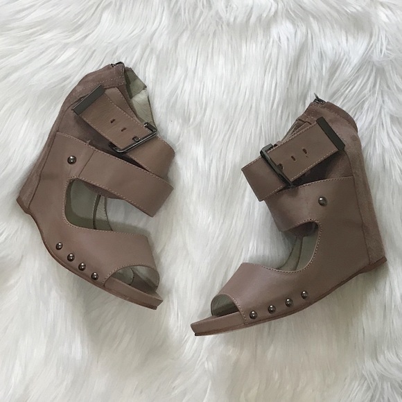 Mea Shadow Shoes - Mea Shadow Leather Strappy Studded Wedges